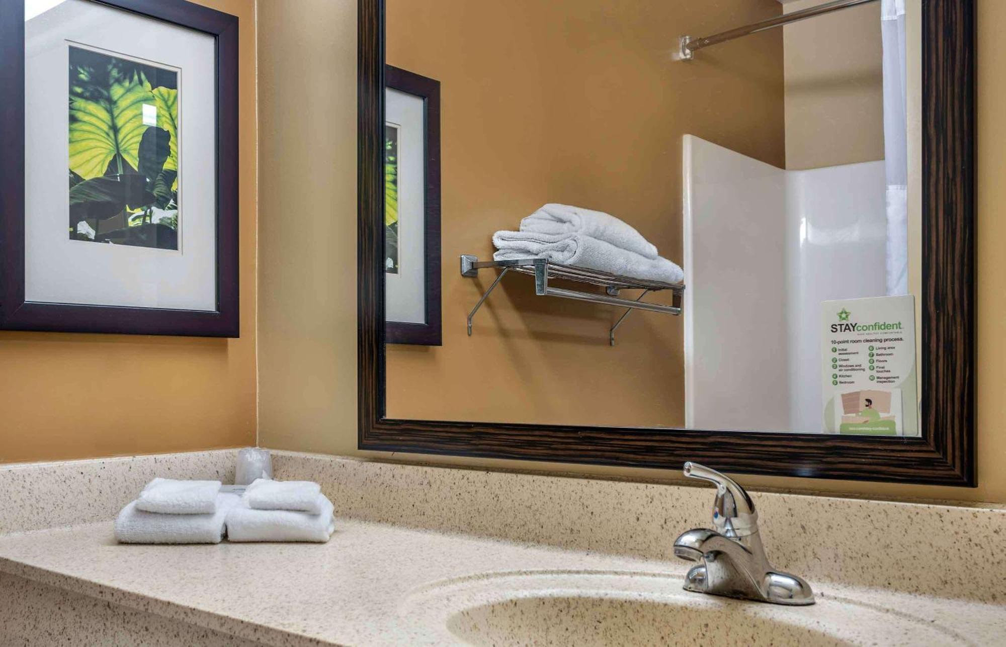 Extended Stay America Suites - Kansas City - Airport Екстер'єр фото