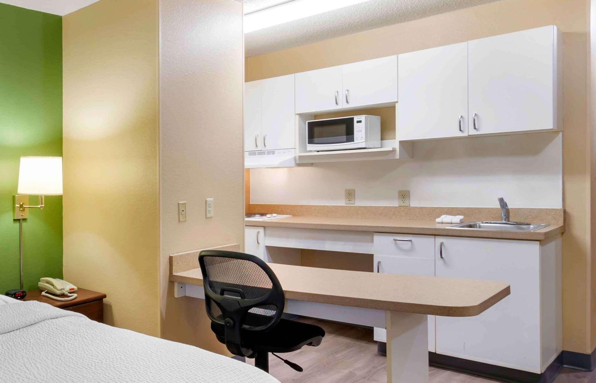 Extended Stay America Suites - Kansas City - Airport Екстер'єр фото