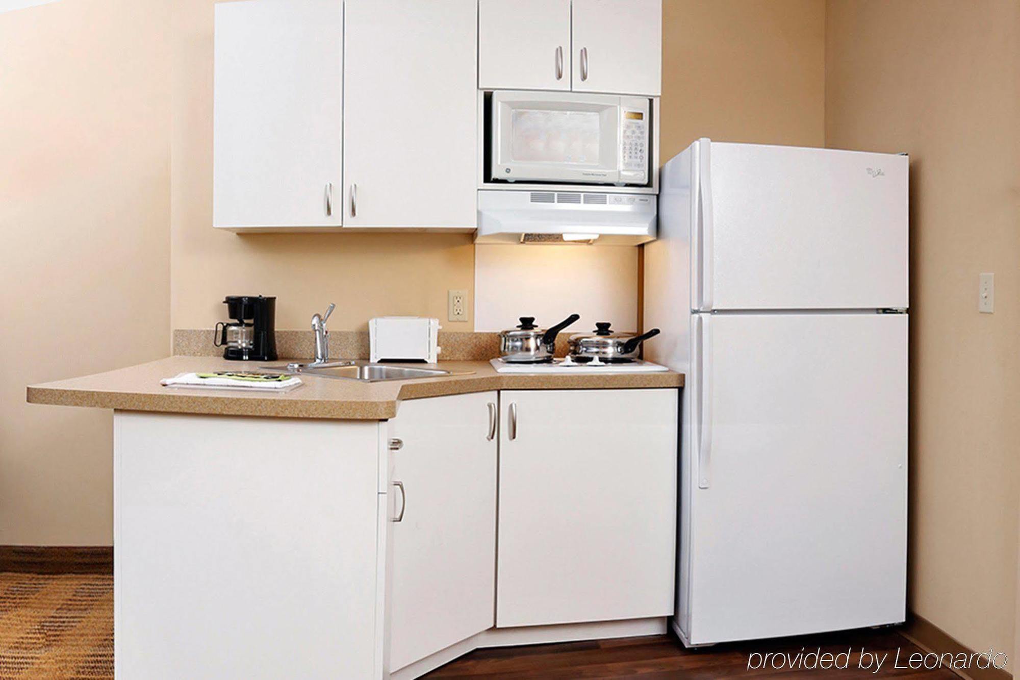 Extended Stay America Suites - Kansas City - Airport Екстер'єр фото